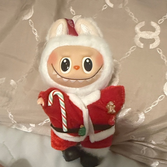 Coca-Cola Christmas Labubu. New 🆕 in the opened box - Picture 5 of 7